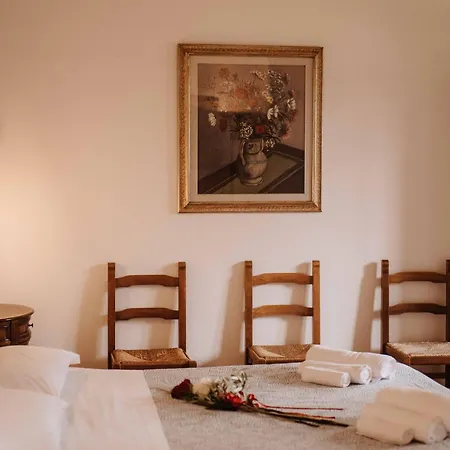 Casalchino-fattoria La Torre Farm stay San Gimignano
